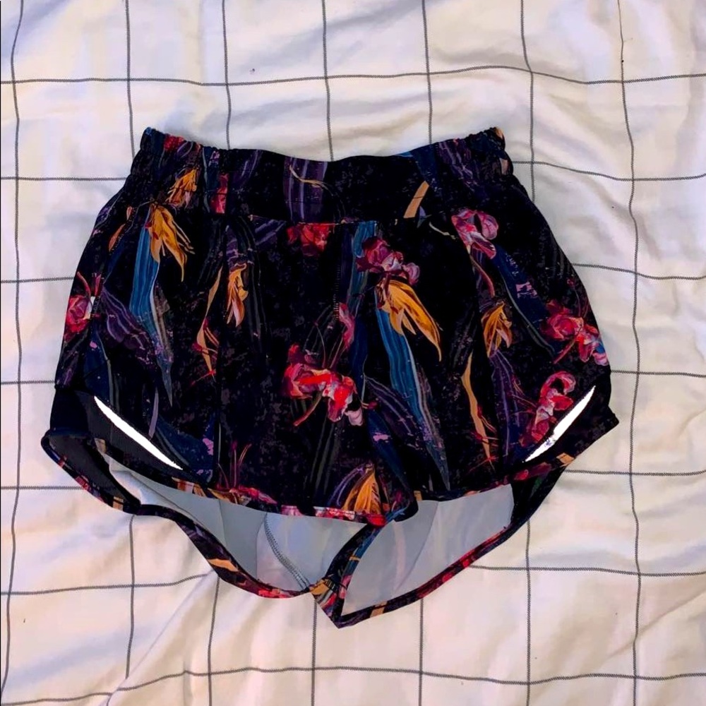 lululemon hotty hots